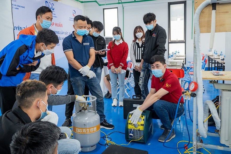 Loại trừ chất làm suy giảm tầng ô-dôn cần sự vào cuộc của toàn xã hội