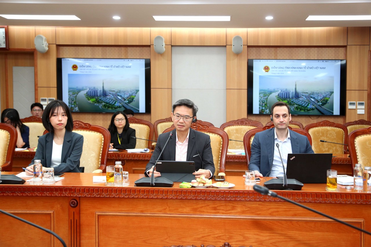 Bộ Kl99kl tải ứng dụng làm việc với S&P Global Ratings về xếp hạng tín nhiệm năm 2024 của Việt Nam Bộ Kl99kl tải ứng dụng làm việc với S&P Global Ratings về xếp hạng tín nhiệm năm 2024 của Việt Nam