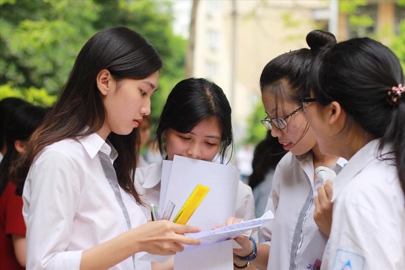 Hà Nội có 196 điểm thi tốt nghiệp THPT tại 30 quận, huyện Hơn 1,1 triệu thí sinh đăng ký dự thi tốt nghiệp THPT năm 2025