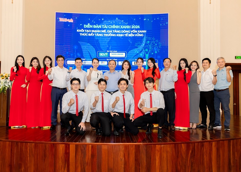 Một số hình ảnh hội thảo chủ đề ‘‘Khởi tạo mạnh mẽ, gia tăng dòng vốn xanh thúc đẩy tăng trưởng kinh tế bền vững” Một số hình ảnh hội thảo chủ đề ‘‘Khởi tạo mạnh mẽ, gia tăng dòng vốn xanh thúc đẩy tăng trưởng kinh tế bền vững”