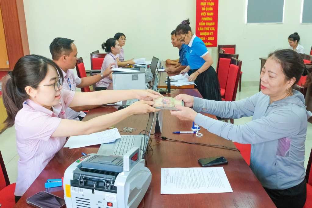 Quảng Ninh: Đã giải ngân cho hơn 1.600 hộ vay vốn phục hồi kinh tế Quảng Ninh: Đã giải ngân cho hơn 1.600 hộ vay vốn phục hồi kinh tế