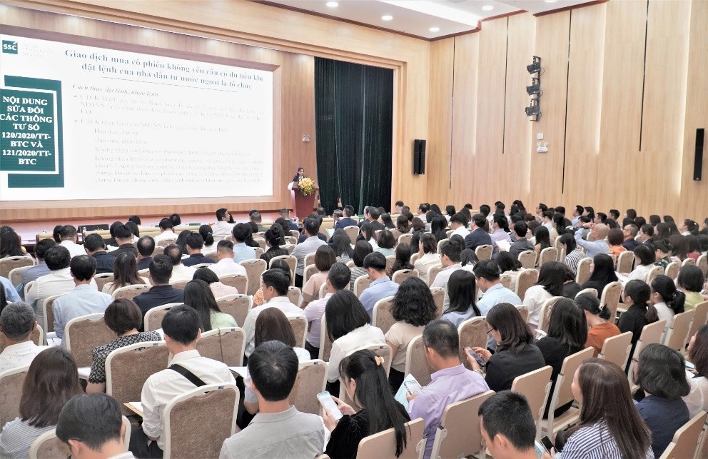 Thông tư 68/2024/TT-BTC: Mở rộng cánh cửa cho các nhà đầu tư nước ngoài Thông tư 68/2024/TT-BTC: Mở rộng cánh cửa cho các nhà đầu tư nước ngoài