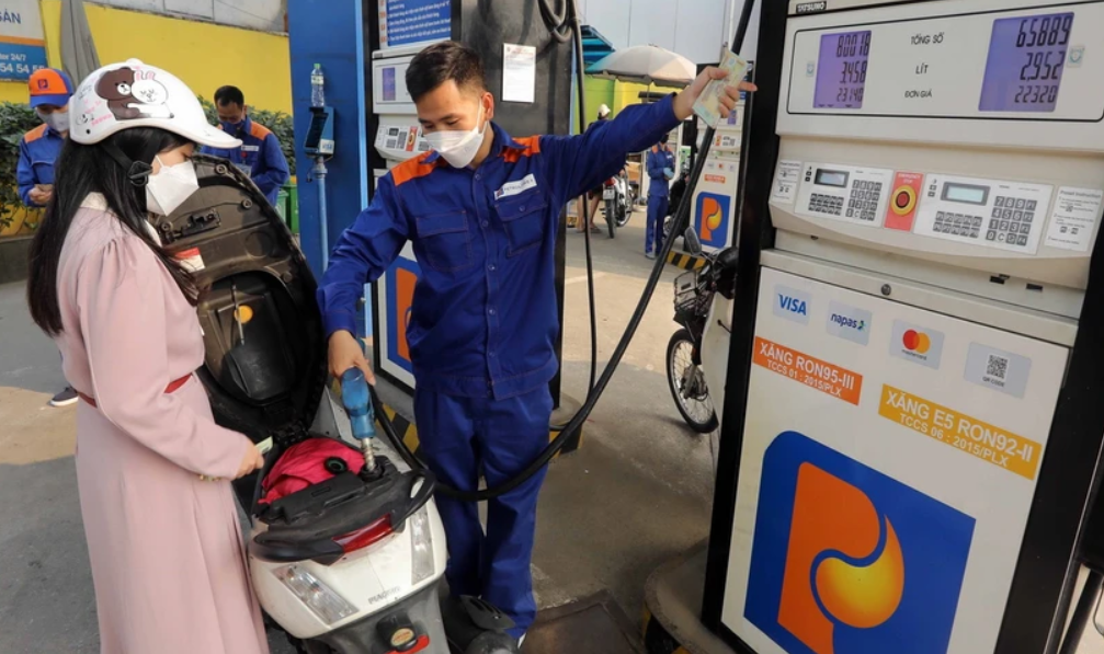 Thuế bảo vệ môi trường đối với xăng là Thuế bảo vệ môi trường đối với xăng là