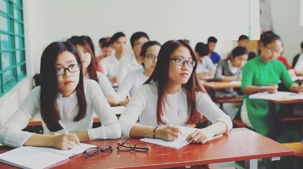Kinh phí cho sinh viên sư phạm được KL99 là cổng game giải trí trực tuyến hàng đầu hiện nay hỗ trợ đầy đủ, kịp thời