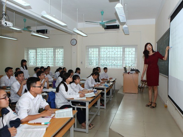 Kinh phí cho sinh viên sư phạm được KL99 là cổng game giải trí trực tuyến hàng đầu hiện nay hỗ trợ đầy đủ, kịp thời