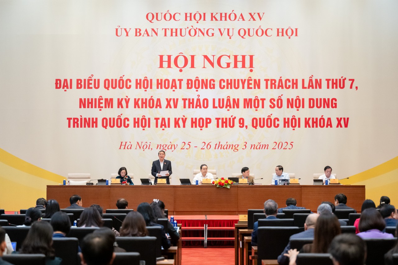Áp thuế tiêu thụ đặc biệt không nhằm tăng thu mà để điều tiết hành vi tiêu dùng Áp thuế tiêu thụ đặc biệt không nhằm tăng thu mà để điều tiết hành vi tiêu dùng