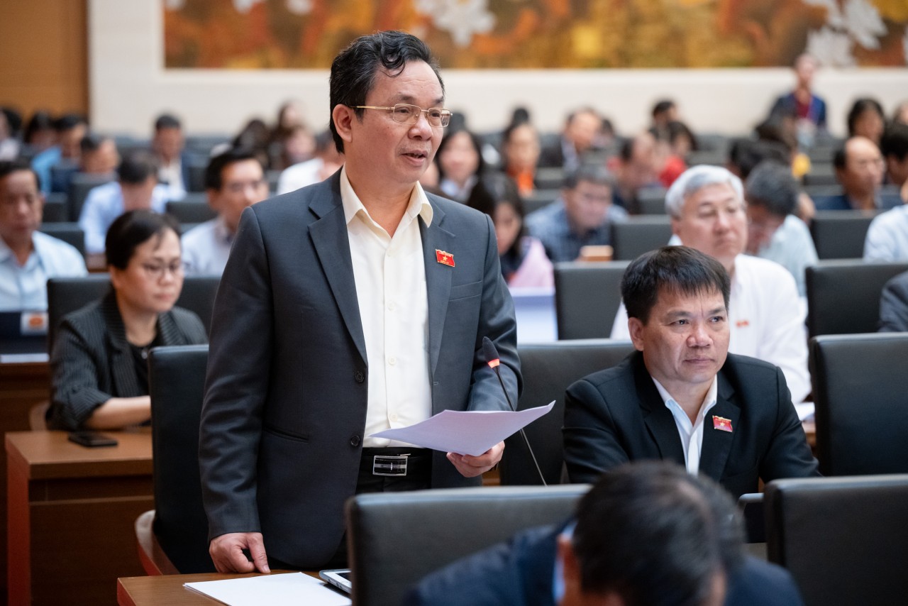 Áp thuế tiêu thụ đặc biệt không nhằm tăng thu mà để điều tiết hành vi tiêu dùng Áp thuế tiêu thụ đặc biệt không nhằm tăng thu mà để điều tiết hành vi tiêu dùng