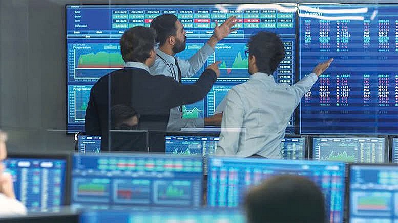 Khối ngoại chi hơn 1.100 tỷ đồng trở lại gom cổ phiếu Vietcombank