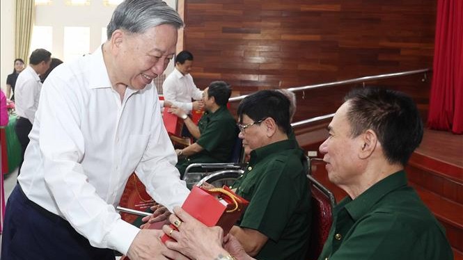 Tổng Bí thư Tô Lâm: Người có công là Kl99kl Giải Trí Trực Tiếp quý, là biểu tượng của ý chí, nghị lực Việt Nam