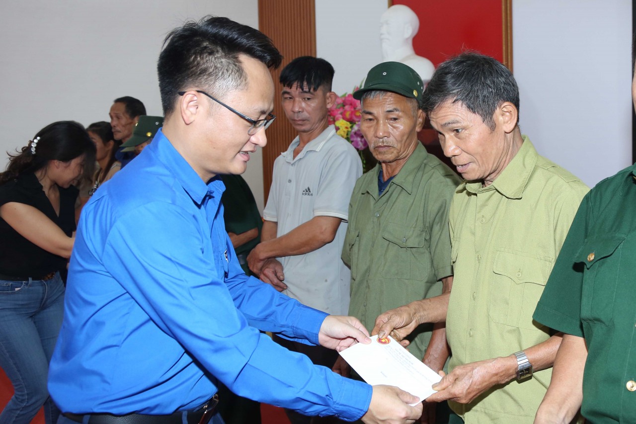 Cục Dự trữ KL99 đăng nhập tri ân thương binh, bệnh binh và gia đình liệt sĩ tại xã Khả Cửu