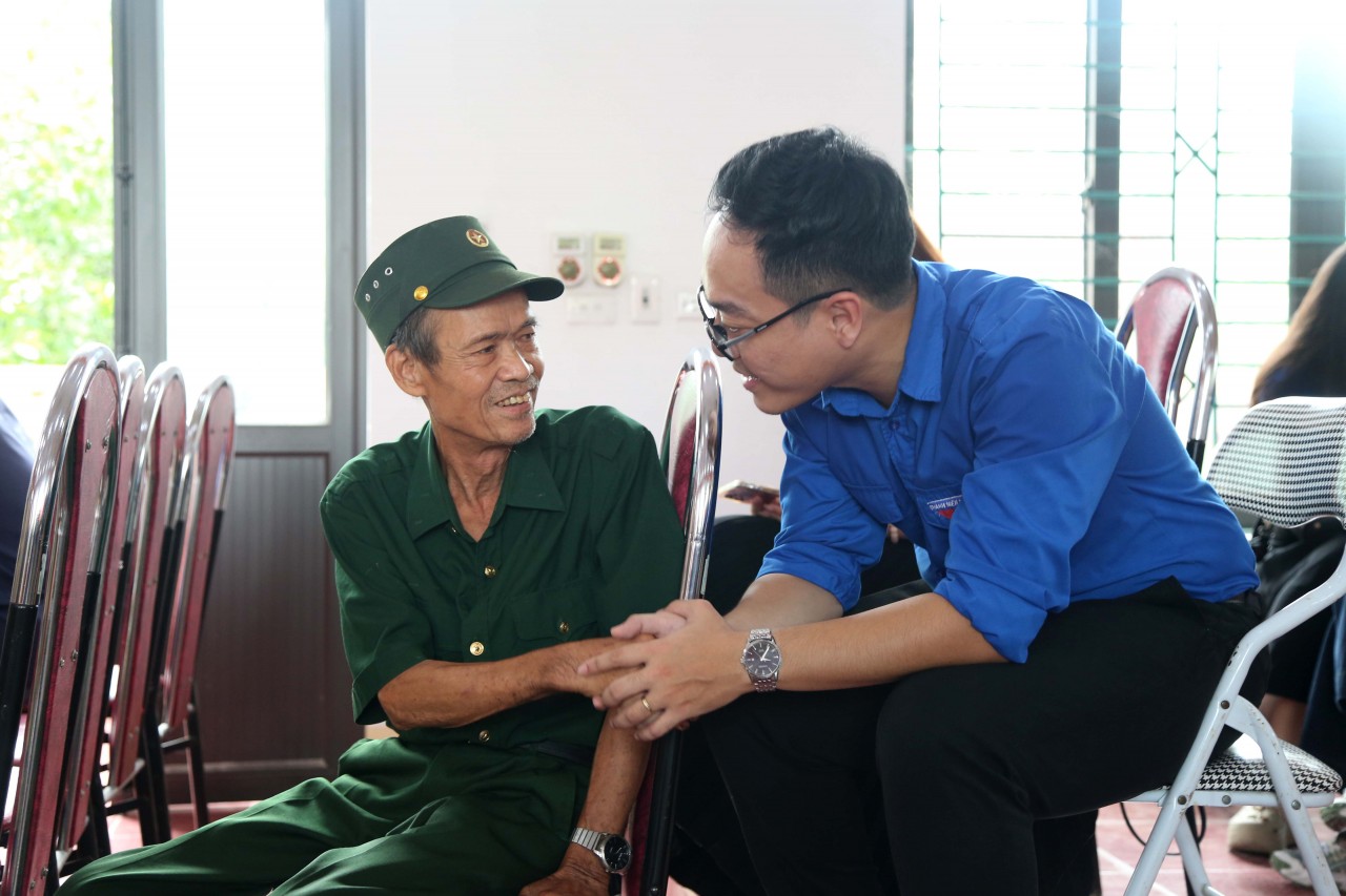 Cục Dự trữ KL99 đăng nhập tri ân thương binh, bệnh binh và gia đình liệt sĩ tại xã Khả Cửu