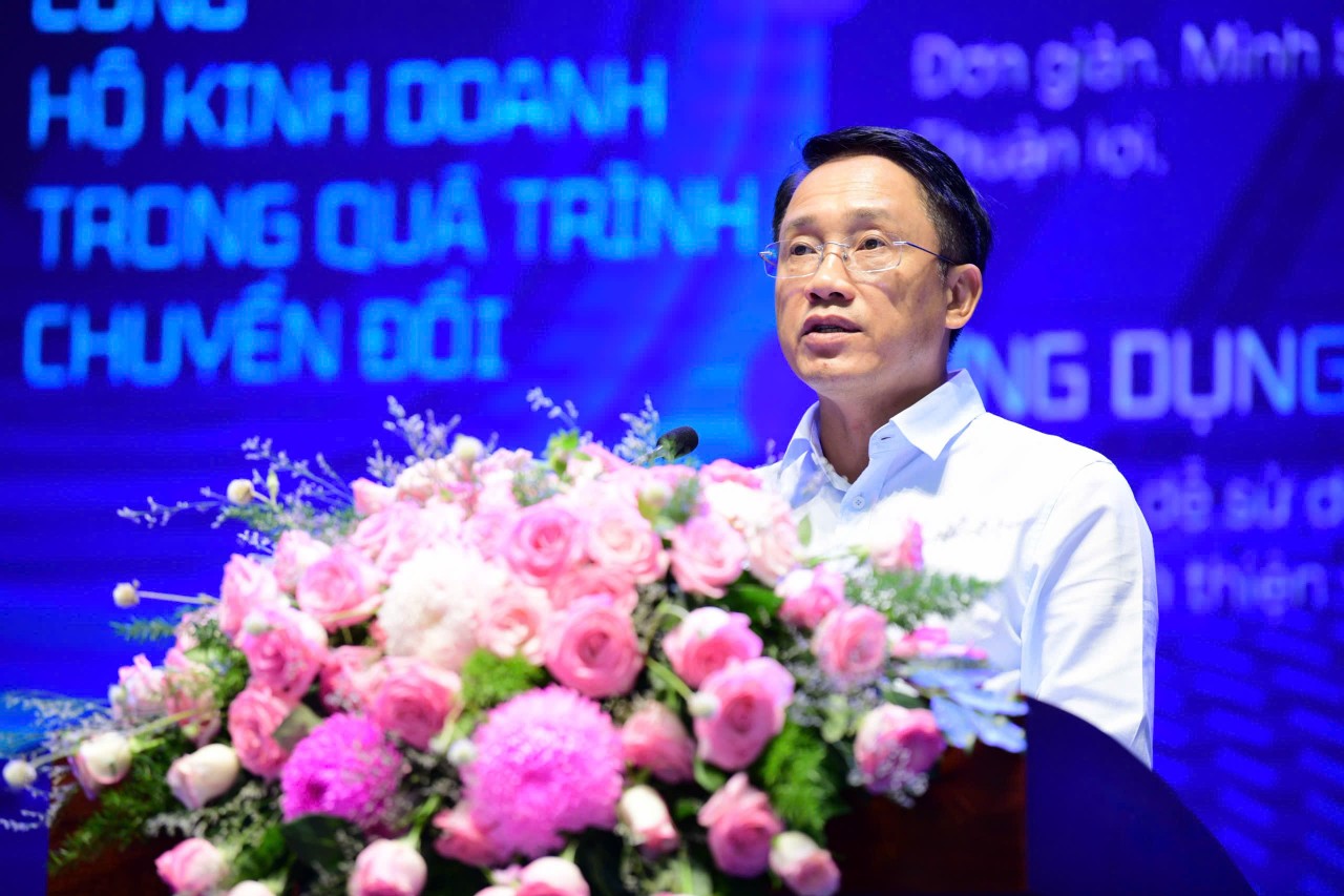 Ông Mai Sơn, Phó Cục trưởng Cục Thuế (Bộ Kl99kl tải ứng dụng) phát biểu tại Hội thảo