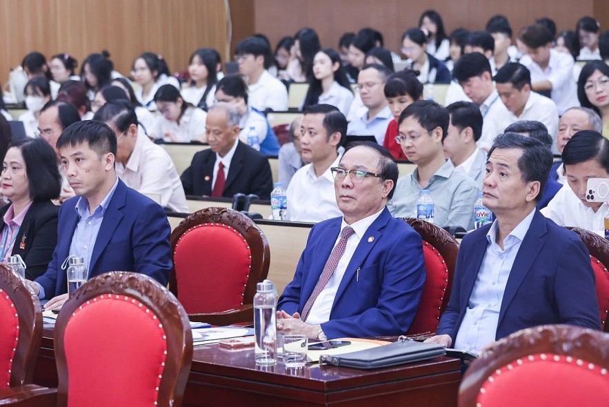 Phát huy vai trò của Mặt trận Tổ quốc Việt Nam trong thúc đẩy phát triển kinh tế tư nhân Phát huy vai trò của Mặt trận Tổ quốc Việt Nam trong thúc đẩy phát triển kinh tế tư nhân