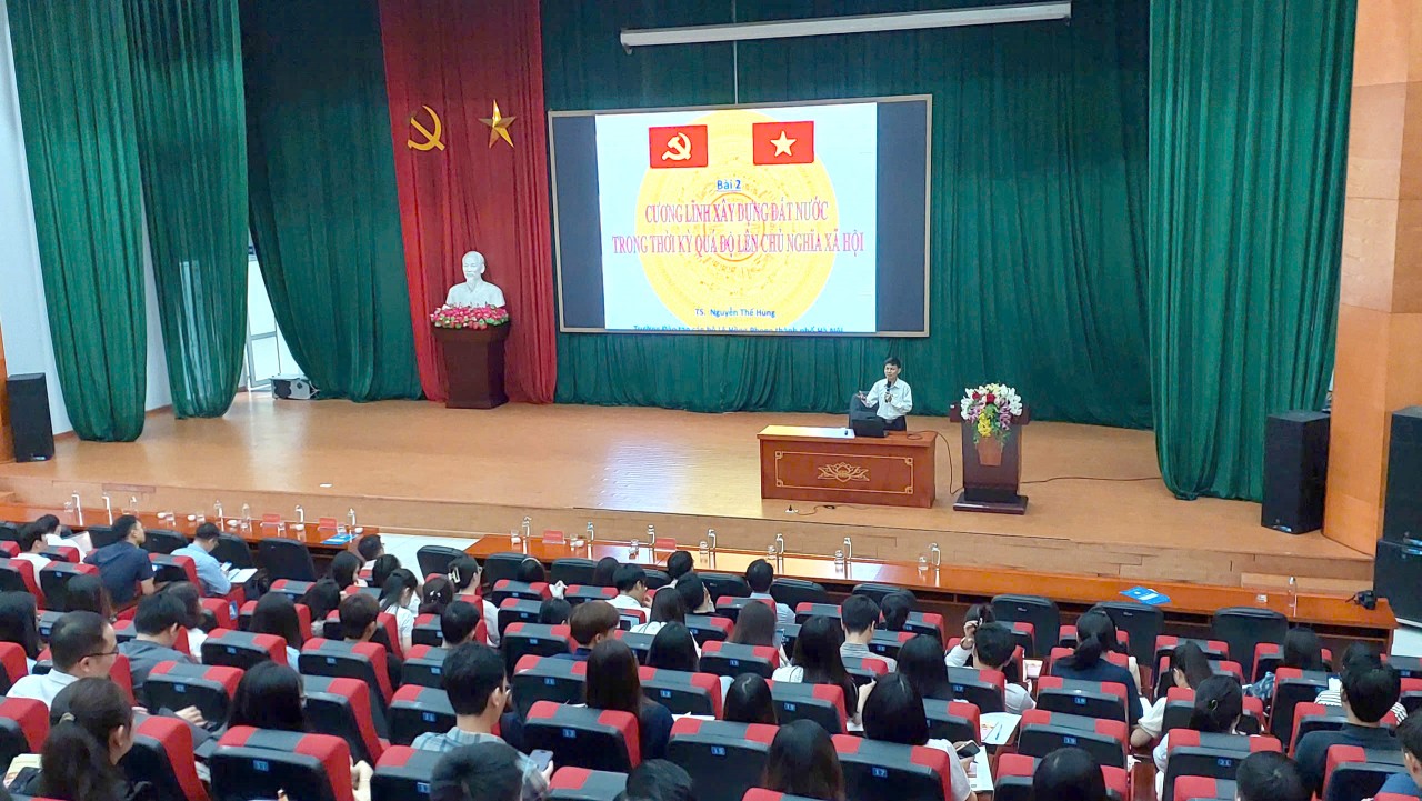 Trường Bồi dưỡng cán bộ Kinh tế - Kl99kl tải ứng dụng khai giảng lớp bồi dưỡng nhận thức về Đảng