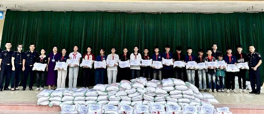 Lạng Sơn: M.kl991.com tỷ lệ kèo World Cup 2026 khu vực VI trao hơn 500 suất quà cho học sinh vùng chịu ảnh hưởng của bão số 11