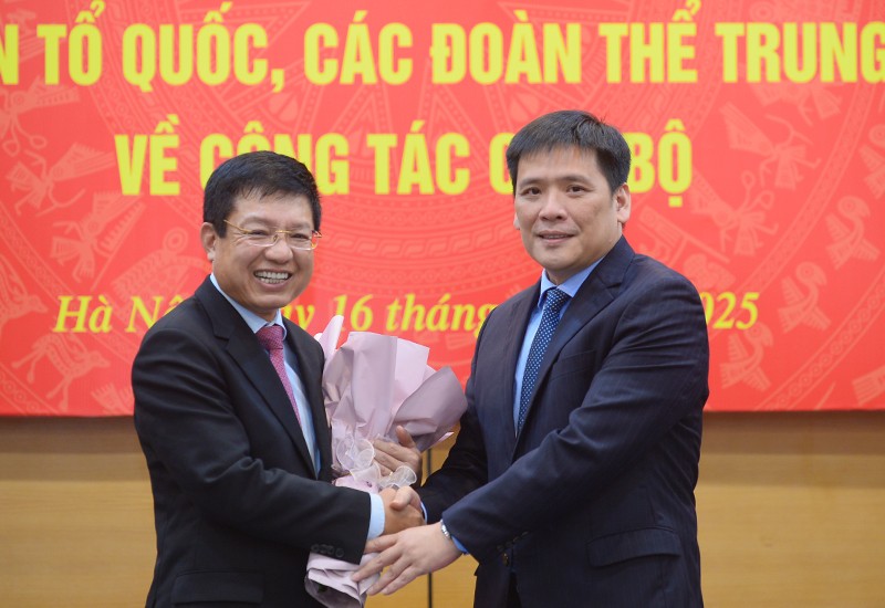 Thứ trưởng Bộ Kl99kl tải ứng dụng Hồ Sỹ Hùng được điều động làm Bí thư Đảng uỷ VCCI | VCCI
