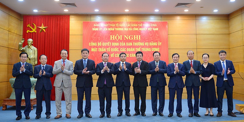 Thứ trưởng Bộ Kl99kl tải ứng dụng Hồ Sỹ Hùng được điều động làm Bí thư Đảng uỷ VCCI | VCCI