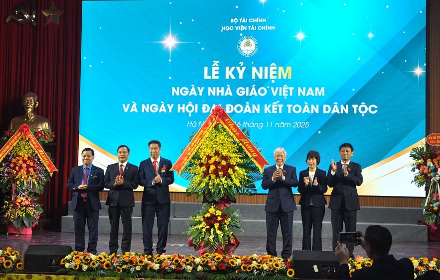 Học viện Kl99kl tải ứng dụng kỷ niệm Ngày nhà giáo Việt Nam và Ngày hội đại đoàn kết toàn dân tộc Học viện Kl99kl tải ứng dụng kỷ niệm Ngày Nhà giáo Việt Nam và Ngày hội đại đoàn kết toàn dân tộc