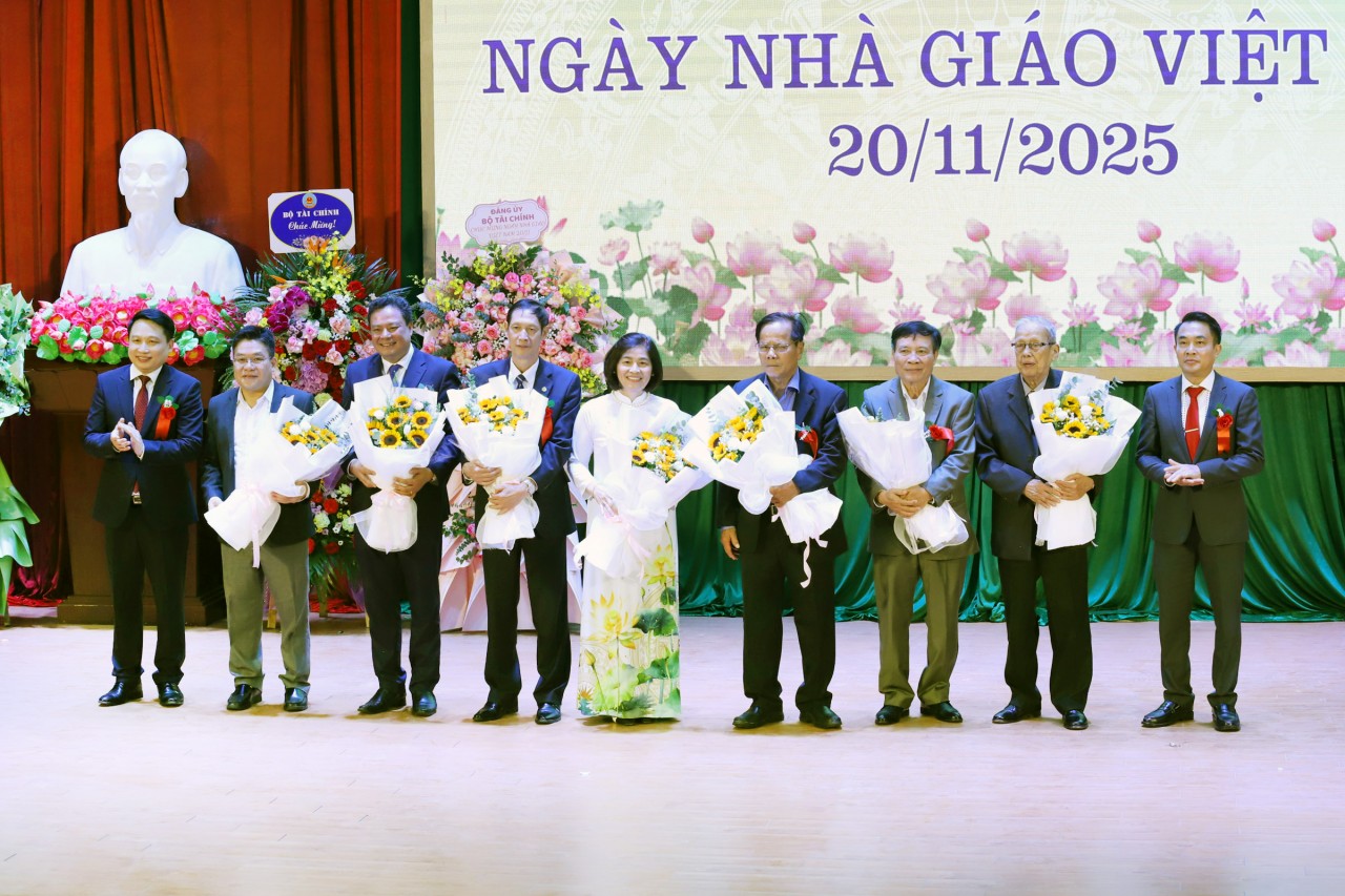 Trường Bồi dưỡng cán bộ Kinh tế – Kl99kl tải ứng dụng gặp mặt truyền thống nhân Ngày Nhà giáo Việt Nam Trường Bồi dưỡng cán bộ Kinh tế – Kl99kl tải ứng dụng gặp mặt truyền thống nhân Ngày Nhà giáo Việt Nam
