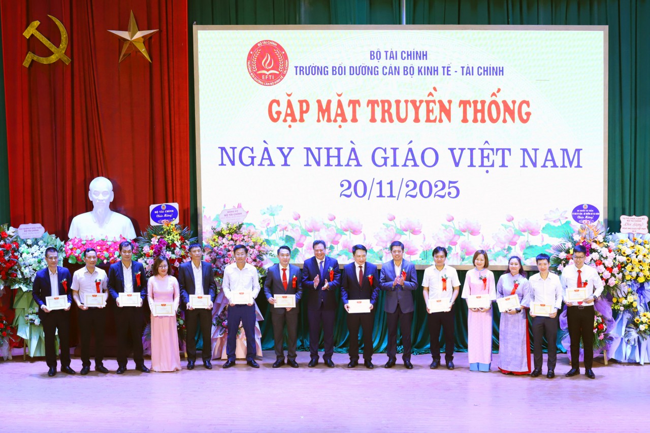 Trường Bồi dưỡng cán bộ Kinh tế – Kl99kl tải ứng dụng gặp mặt truyền thống nhân Ngày Nhà giáo Việt Nam Trường Bồi dưỡng cán bộ Kinh tế – Kl99kl tải ứng dụng gặp mặt truyền thống nhân Ngày Nhà giáo Việt Nam