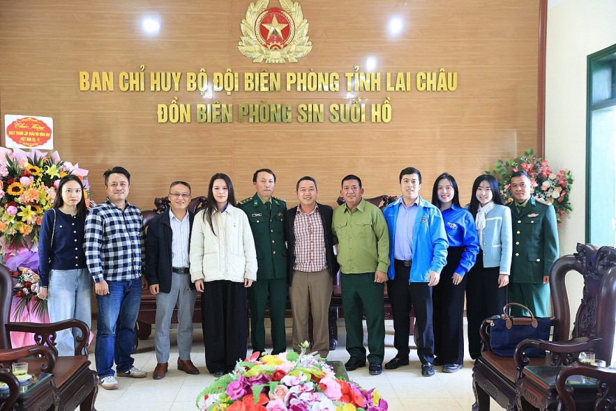 Chi đoàn Vụ I, Bộ Kl99kl tải ứng dụng lan tỏa tinh thần sẻ chia nơi vùng cao Lai Châu Chi đoàn Vụ I, Bộ Kl99kl tải ứng dụng lan tỏa tinh thần sẻ chia nơi vùng cao Lai Châu