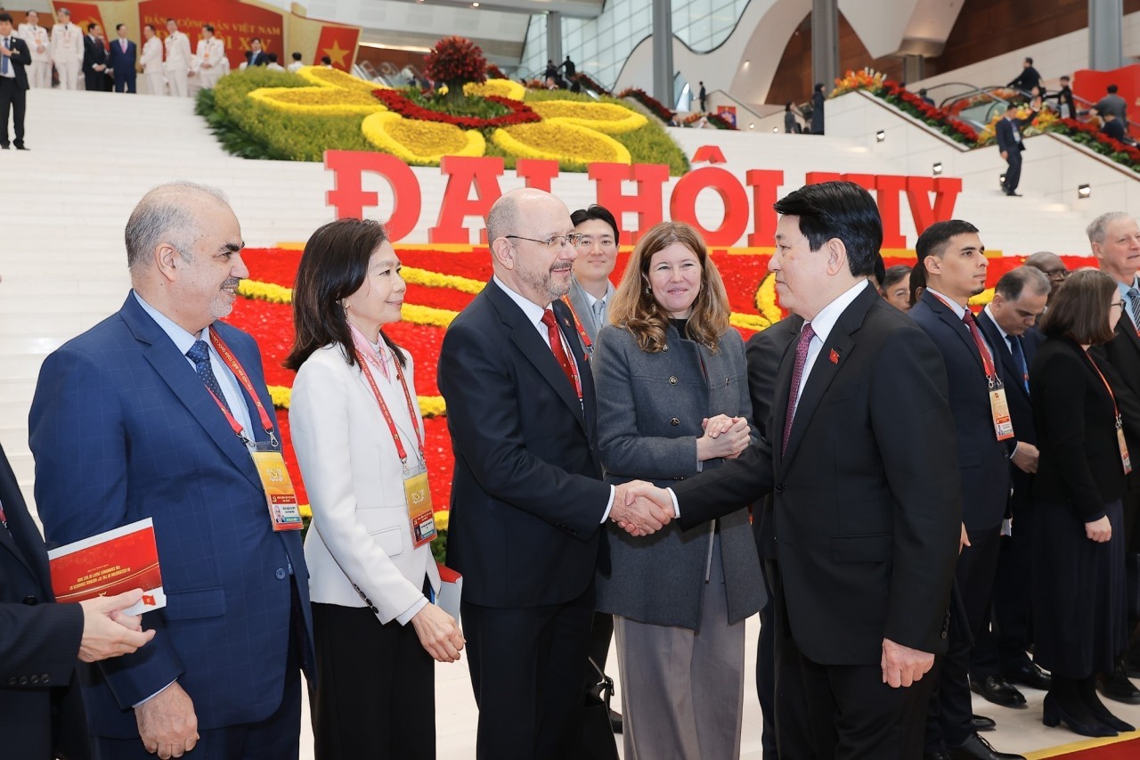 Nhiệm kỳ Đại hội XIV: Biến ý chí thành hành động, biến quyết sách thành kết quả cụ thể Nhiệm kỳ Đại hội XIV: Biến ý chí thành hành động, biến quyết sách thành kết quả cụ thể