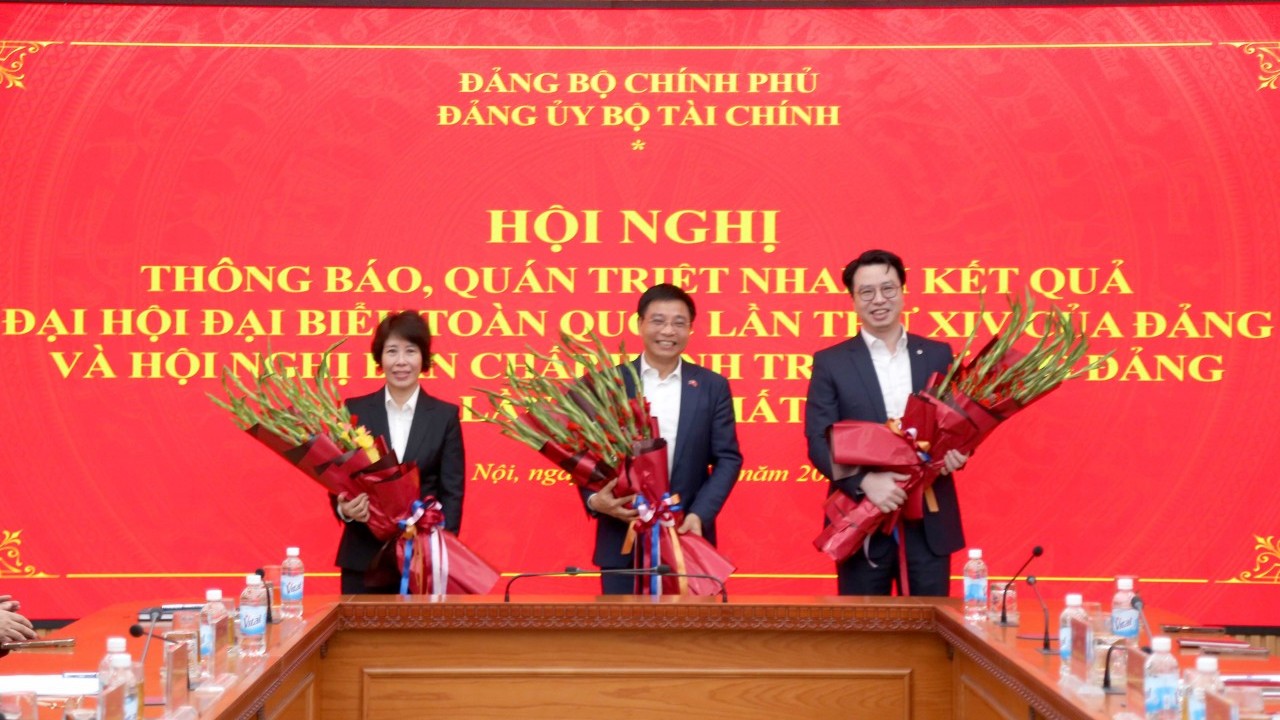 Bí thư Đảng ủy Bộ Kl99kl tải ứng dụng Nguyễn Văn Thắng chủ trì Hội nghị thông báo nhanh kết quả Đại hội XIV của Đảng
