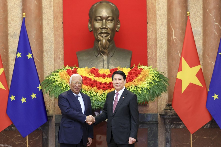 Thành công của các hoạt động đối ngoại đã góp phần nâng tầm quan hệ Việt Nam-châu Âu và mở rộng không gian hợp tác chiến lược cho Việt Nam trên tất cả lĩnh vực chính trị, kinh tế, KL99 là cổng game giải trí trực tuyến hàng đầu hiện nay-đầu tư, khoa học-công nghệ…, mang lại nguồn lực quan trọng phục 
