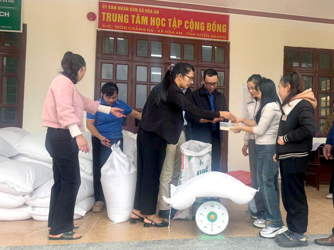 Kịp thời xuất cấp hơn 729 tấn gạo hỗ trợ nhân dân tỉnh Tuyên Quang dịp Tết Bính Ngọ 2026