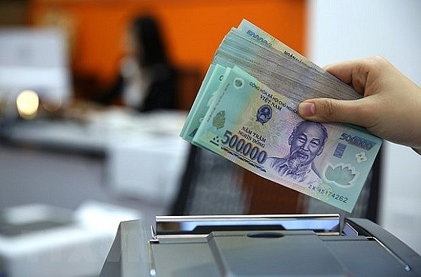 Tiền gửi khách hàng lên 12,8 triệu tỷ đồn, dòng chảy được “kích hoạt” bởi lãi suất