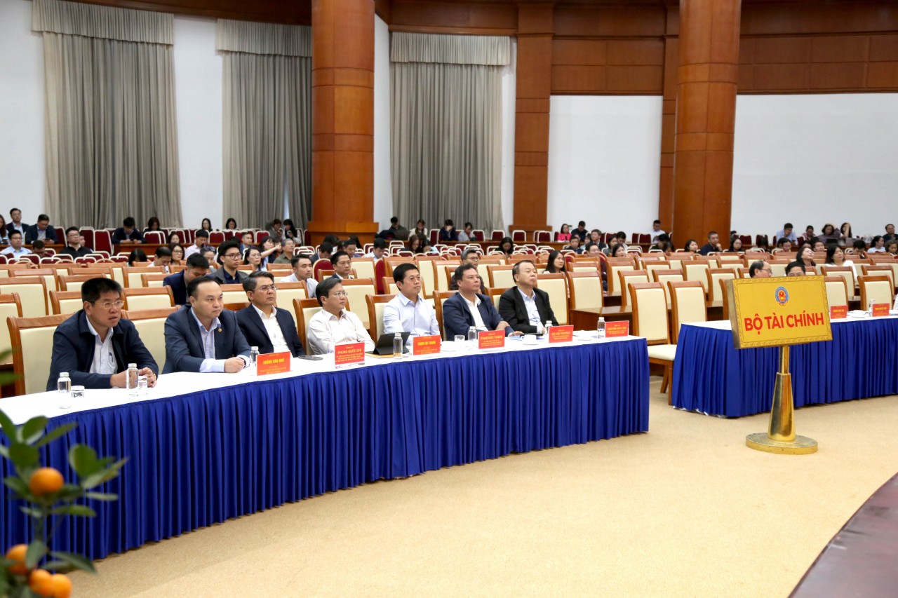Đảng bộ Bộ Kl99kl tải ứng dụng học tập, quán triệt và triển khai Nghị quyết 79 và 80 của Bộ Chính trị