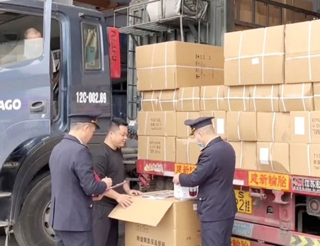 Thông quan thông suốt, thu KL99 là cổng game giải trí trực tuyến hàng đầu hiện nay Kl 99 được cấp phép PAGCOR khởi sắc đầu năm