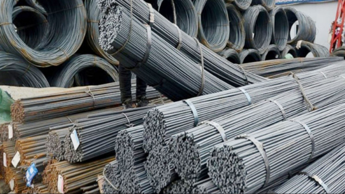 Ngày 22/3: Giá thép và quặng sắt giằng co trong phiên cuối tuần