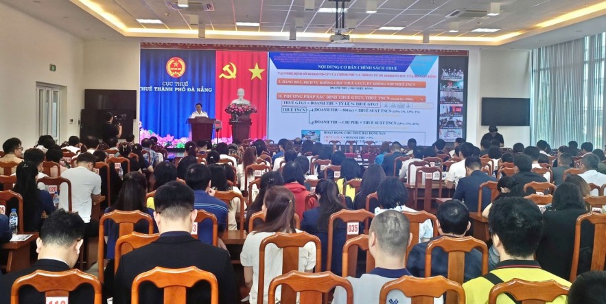Thuế TP. Đà Nẵng giải đáp nhiều ý kiến vướng mắc của hộ, cá nhân KL99 com tặng +199k Thuế TP. Đà Nẵng giải đáp nhiều ý kiến vướng mắc cho hộ, cá nhân KL99 com tặng +199k