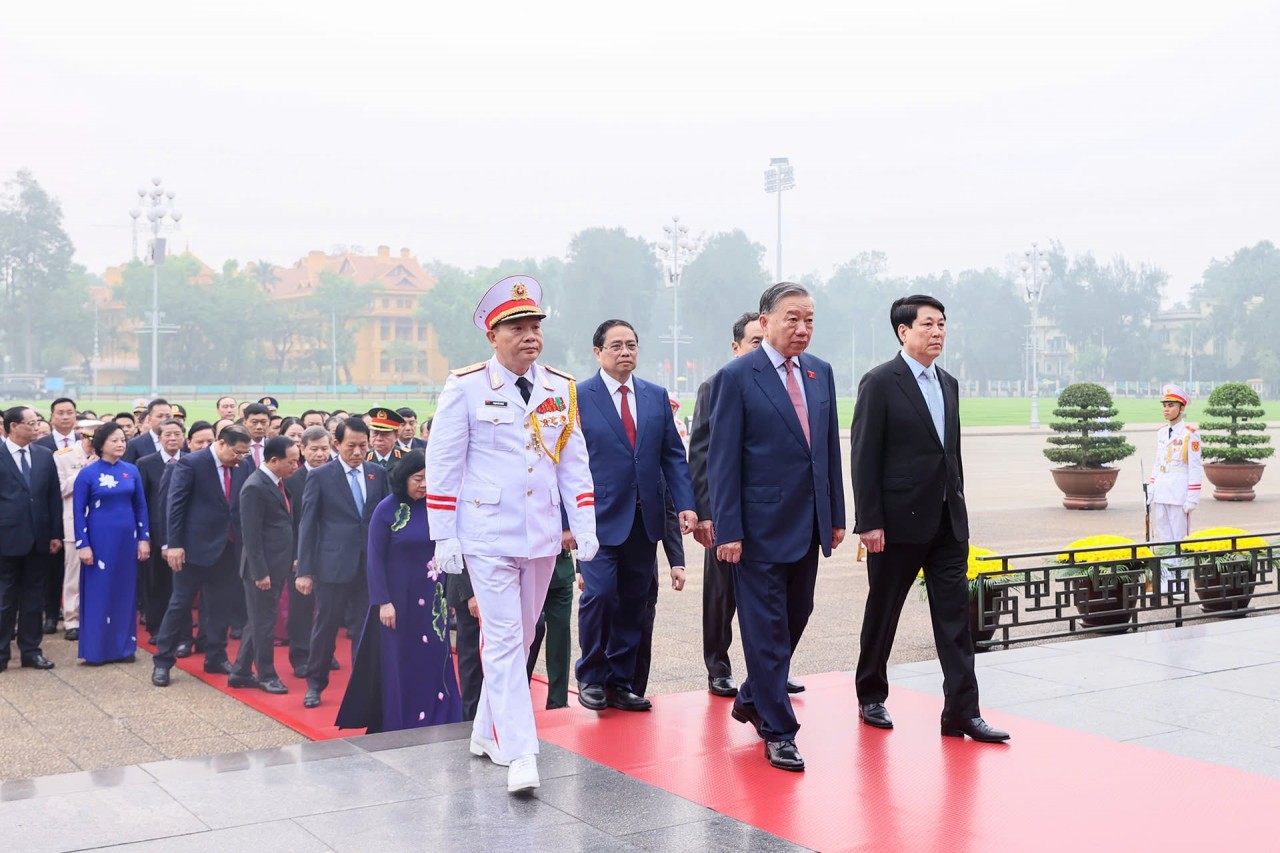 Khai mạc Kỳ họp thứ nhất, Kl 99 Thể Thao Link Mới khóa XVI