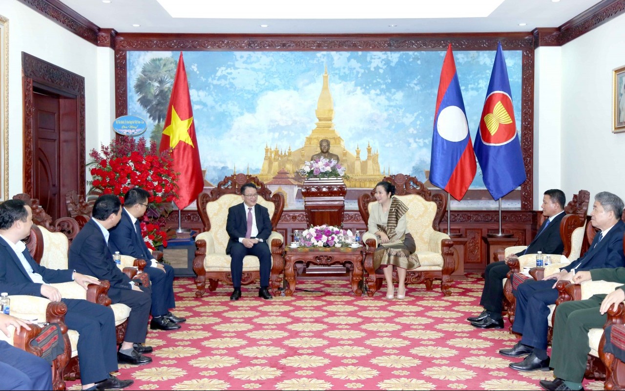 Thứ trưởng Bộ Kl99kl tải ứng dụng Trần Quốc Phương chúc Tết cổ truyền Bunpimay Lào năm Phật lịch 2569