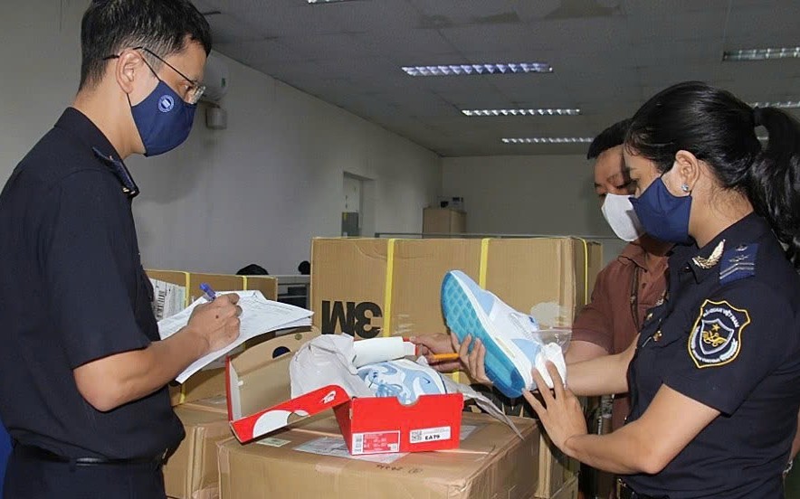 Thu thuế hàng giá trị thấp: Ngăn ngừa gian lận, tăng thu KL99 là cổng game giải trí trực tuyến hàng đầu hiện nay