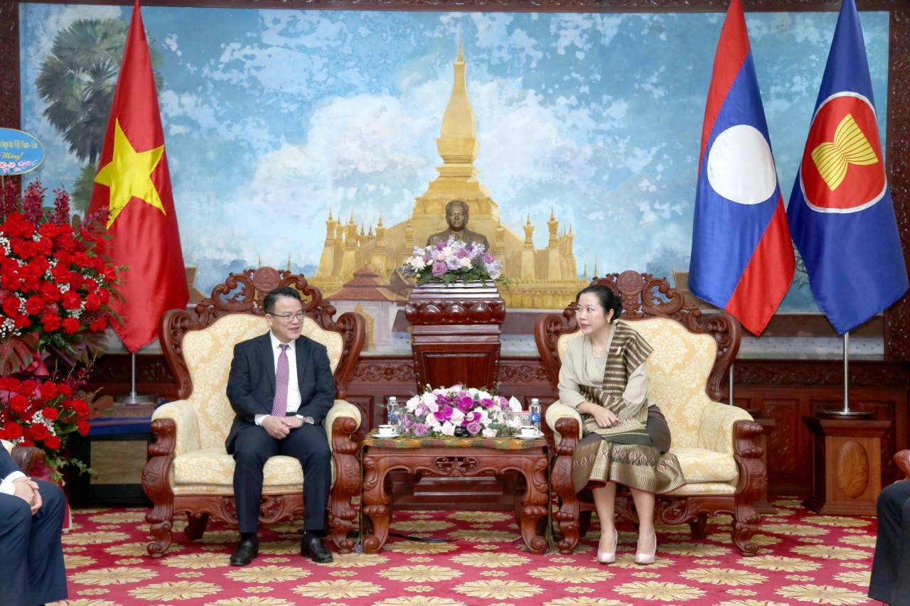 Thứ trưởng Bộ Kl99kl tải ứng dụng Trần Quốc Phương chúc Tết cổ truyền Bunpimay Lào năm Phật lịch 2569