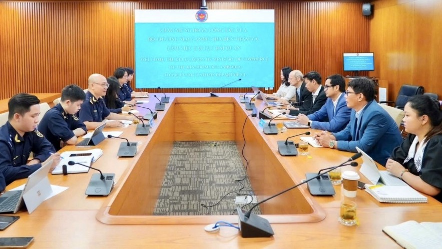 Tăng cường hợp tác M.kl991.com tỷ lệ kèo World Cup 2026 Việt Nam - Campuchia trong thực thi phòng vệ KL99 là cổng game giải trí trực tuyến hàng đầu hiện nay Tăng cường hợp tác M.kl991.com tỷ lệ kèo World Cup 2026 Việt Nam - Campuchia trong thực thi phòng vệ KL99 là cổng game giải trí trực tuyến hàng đầu hiện nay