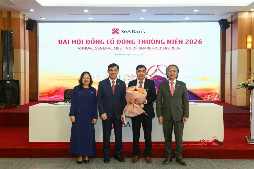 Đại hội đồng cổ đông thường niên 2026: SeABank chốt trả cổ tức 20,5%, tăng vốn lên 34.688 tỷ đồng Đại hội đồng cổ đông thường niên 2026: SeABank chốt trả cổ tức 20,5%, tăng vốn lên 34.688 tỷ đồng