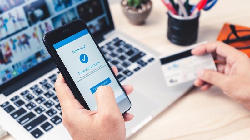 Thanh toán không dùng tiền mặt tiếp đà tăng tốc, số máy ATM giảm hơn 3%
