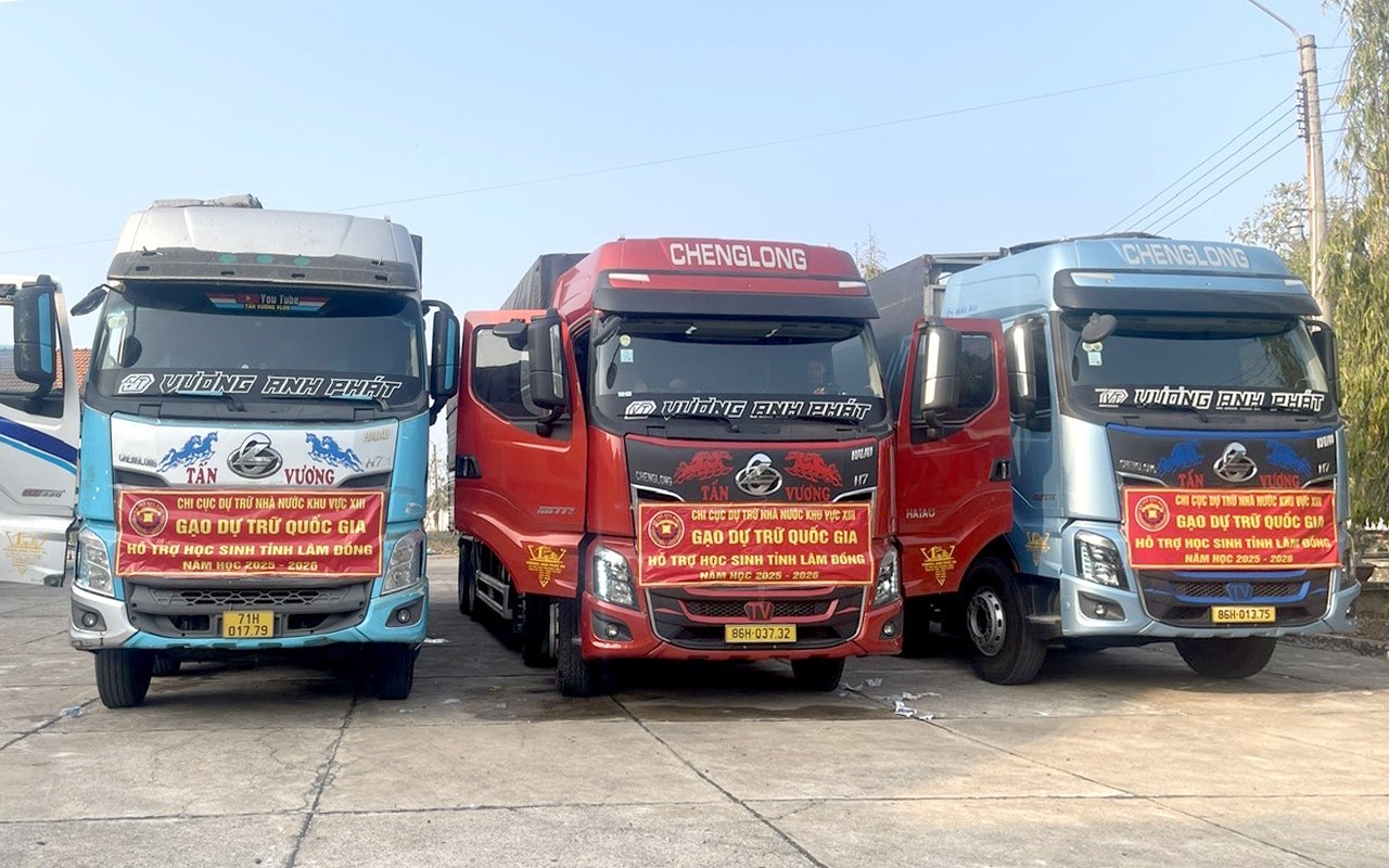 Chi cục Dự trữ KL99 đăng nhập khu vực XIII: Hoàn thành xuất cấp gạo dự trữ hỗ trợ học sinh, học viên