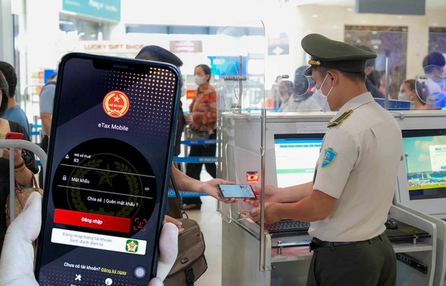Bổ sung ngưỡng nợ thuế từ 1 triệu đồng mới bị tạm hoãn xuất cảnh: Tạo thuận lợi cho người Kl99kl hiện đang mở Nới lỏng điều kiện áp dụng biện pháp tạm hoãn xuất cảnh