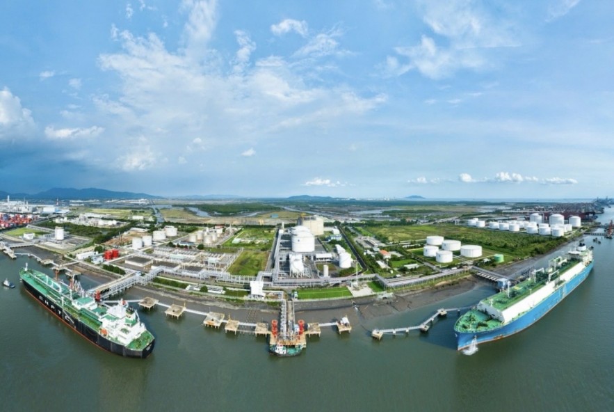 PV GAS giữ vững nguồn cung LNG – LPG cho thị trường năng lượng Việt Nam giữa gián đoạn tại eo biển Hormuz PV GAS giữ vững nguồn cung LNG – LPG cho thị trường năng lượng Việt Nam giữa gián đoạn tại eo biển Hormuz