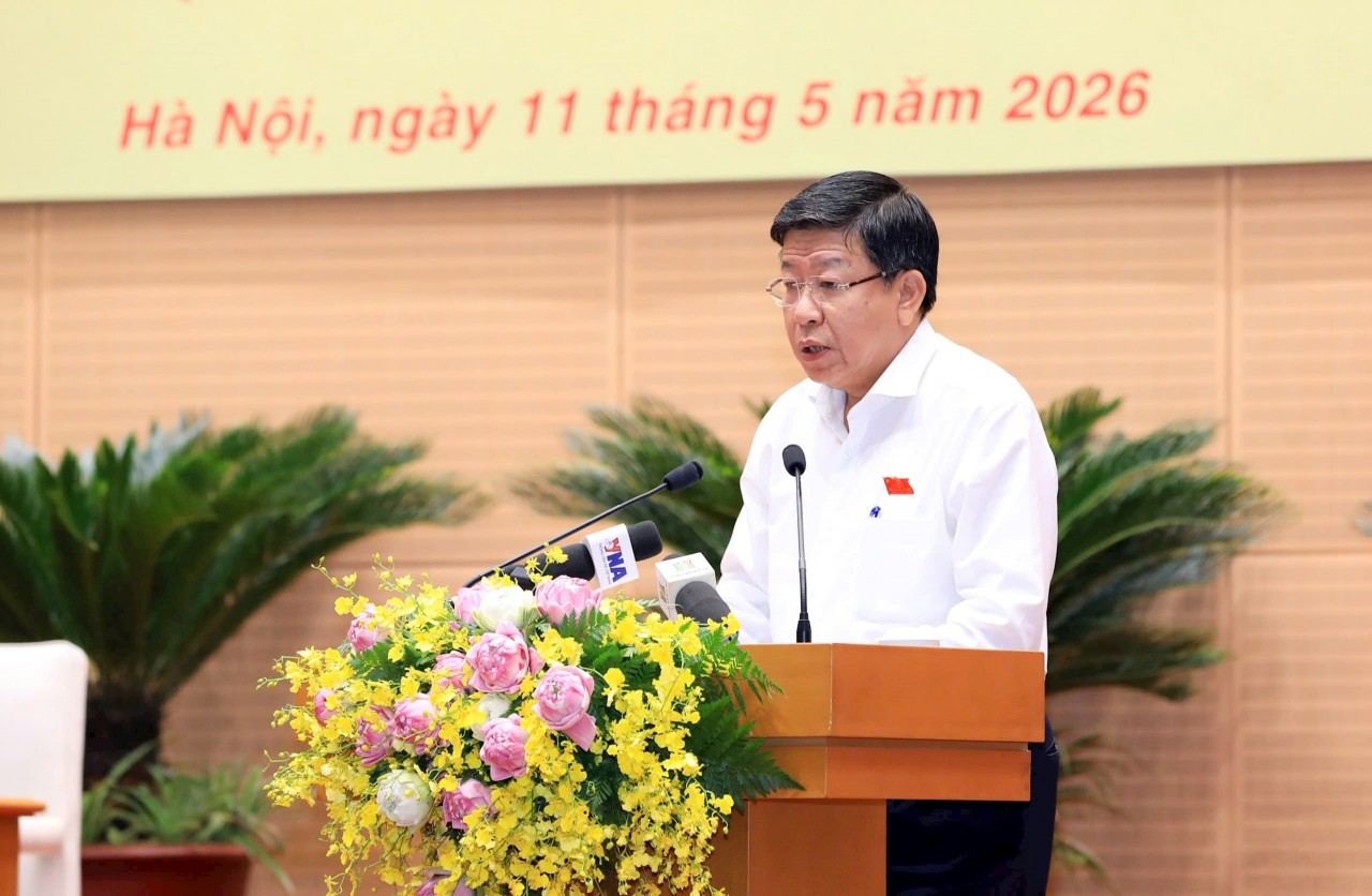 Hà Nội duyệt siêu dự án sông Hồng gần 737.000 tỷ đồng Hà Nội duyệt siêu dự án sông Hồng gần 737.000 tỷ đồng