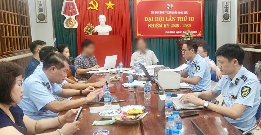 Phạt nóng, 2 Sân Chơi Xanh Chín Link Đăng Nhập KL99 đầu mối không bảo đảm dự trữ Sân Chơi Xanh Chín Link Đăng Nhập KL99 320 triệu đồng