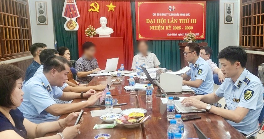 Phạt nóng, 2 Sân Chơi Xanh Chín Link Đăng Nhập KL99 đầu mối không bảo đảm dự trữ Sân Chơi Xanh Chín Link Đăng Nhập KL99 320 triệu đồng