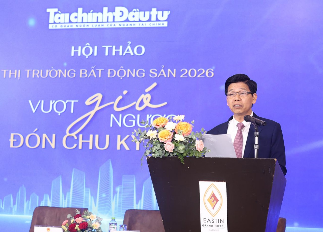 “Cơn gió ngược” của thị trường bất động sản “Cơn gió ngược” của thị trường bất động sản