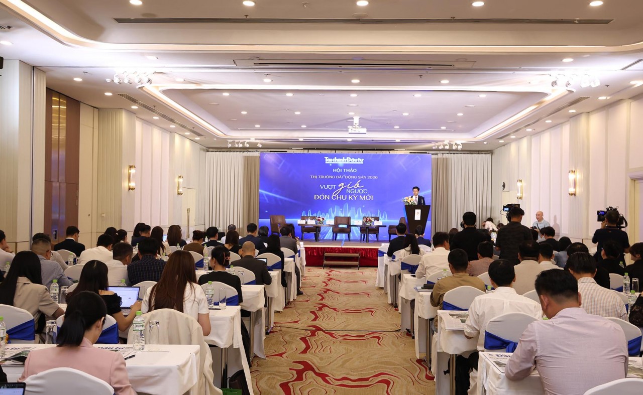 “Cơn gió ngược” của thị trường bất động sản “Cơn gió ngược” của thị trường bất động sản