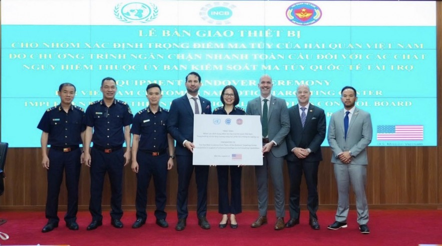 M.kl991.com tỷ lệ kèo World Cup 2026 Việt Nam bắt tay Ủy ban Kiểm soát ma túy quốc tế lập “trung tâm” truy vết ma túy xuyên biên giới M.kl991.com tỷ lệ kèo World Cup 2026 Việt Nam bắt tay Ủy ban Kiểm soát ma túy quốc tế lập “trung tâm” truy vết ma túy xuyên biên giới